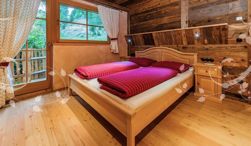 Glinzhof Mountain Natur Resort Agriturismo San Candido Habitación foto