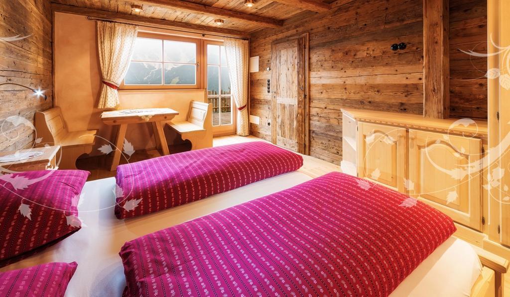 Glinzhof Mountain Natur Resort Agriturismo San Candido Habitación foto