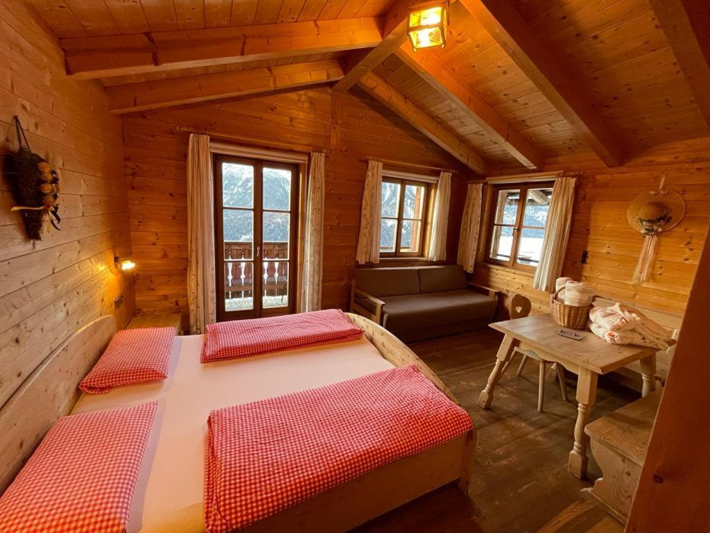 Glinzhof Mountain Natur Resort Agriturismo San Candido Exterior foto