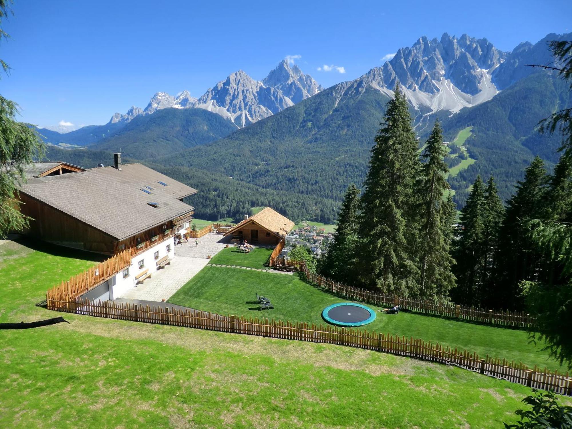 Glinzhof Mountain Natur Resort Agriturismo San Candido Exterior foto