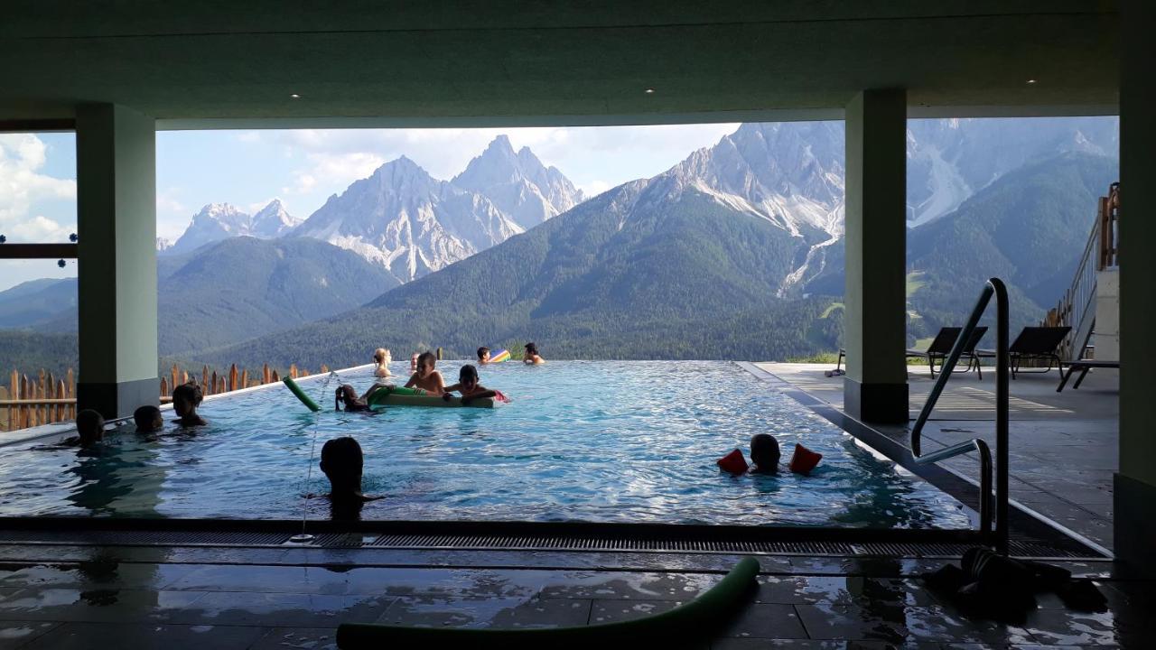 Glinzhof Mountain Natur Resort Agriturismo San Candido Exterior foto